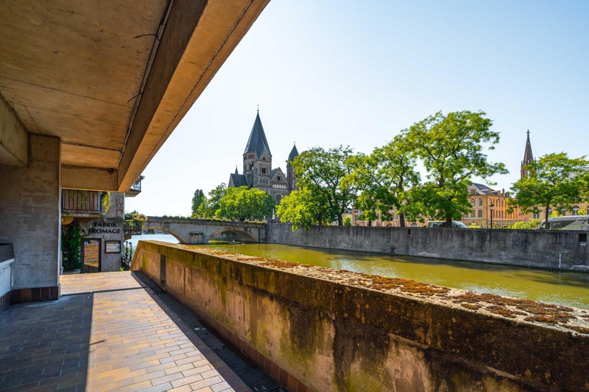 Superbe Appartement En Plein Coeur De Metz. エクステリア 写真